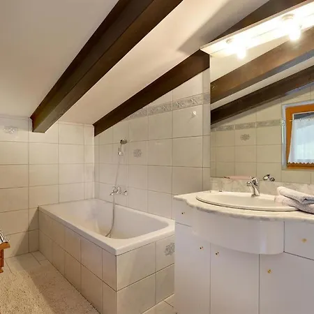 Apartment Haus Poell *